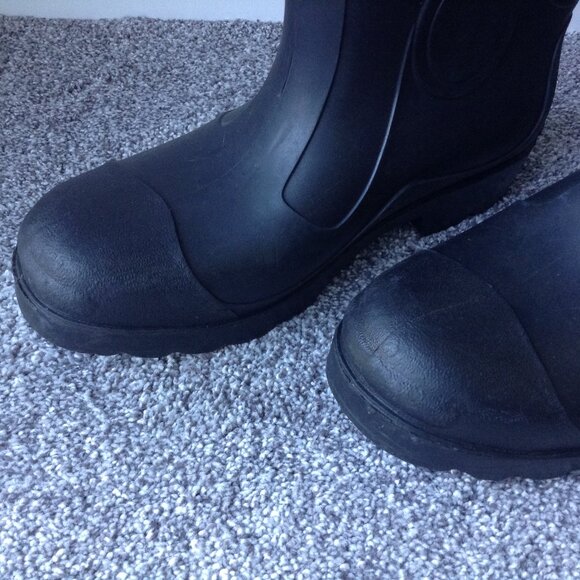 ⭐LACROSSE TALL RUBBER RAINBOOTS in Black, size 9⭐ - Picture 7 of 11
